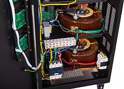 Стабилизатор напряжения Ресанта ACH-30000/3-ЭМ трехфазный черный (63/4/7)
