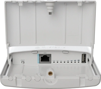Точка доступа MikroTik NetBox 5 ax (L11UG-5HAXD-NB) 10/100/1000BASE-TX белый