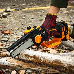 Цепная пила Deko DKCHS 20-6 PRO аккум. 20Вт дл.шины:6" (15cm) 2аккум. 2.2Ач ЗУ (083-2011)