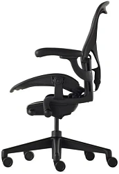 Кресло эргономичное Herman Miller Aeron C Large черный сетка с подголов. крестов. пластик