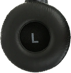 Гарнитура накладные JBL Tune 660BT NC черный беспроводные bluetooth оголовье (JBLT660NCBLK)