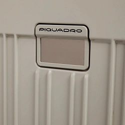 Чемодан Piquadro POP (BV4425POP/BE) 40x20x55см 31л. 2.87кг. поликарбонат бежевый