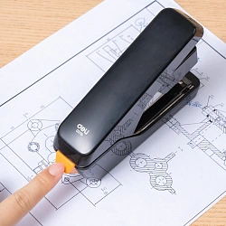 Степлер настольный Deli E0371S BLACK E0371S Exceed 24/6 24/8 26/6 26/8 (55листов) снижение усилия плоский подгиб скобы черный 50скоб металл/пластик коробка