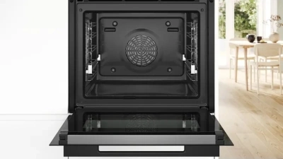 Духовой шкаф Электрический Bosch HBG978NB1 черный