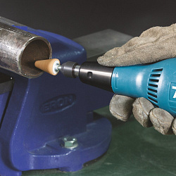 Гравер Makita GD0603 240Вт