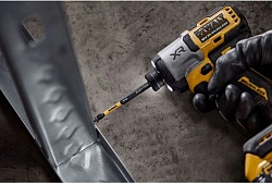 Набор оснастки DeWalt DT70730T-QZ универсал. (25пред.) для шуруповертов/дрелей