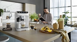 Кофемашина Delonghi Magnifica Plus ECAM320.60.W 1450Вт белый/черный