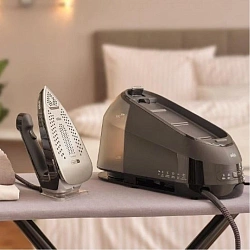 Парогенератор Braun CareStyle 5 IS5249BK 2400Вт черный