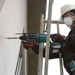 Перфоратор Makita DHR241RFE патрон:SDS-plus уд.:1.9Дж аккум. (кейс в комплекте)