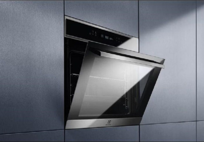 Духовой шкаф Электрический Electrolux EOE7P31X серебристый