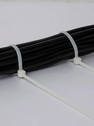Хомут IEK UHH31-D036-300-100 300x3.6мм (упак:100шт) нейлон белый