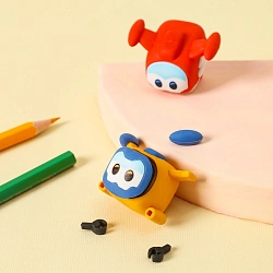 Ластик Deli EH325 Super Wings 40x30x30мм резина термопластичная ассорти блистер с европодвесом