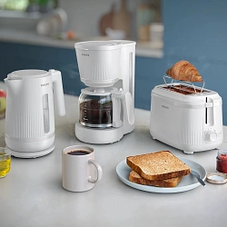 Кофеварка капельная Philips HD7411/00 белый