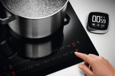 Индукционная варочная поверхность Electrolux EIV64453 черный