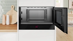 Микроволновая печь Bosch BFR9221B1 21л. 900Вт черный (встраиваемая)