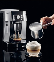 Кофемашина Delonghi Magnifica S ECAM21.117.SB 1450Вт серебристый/черный