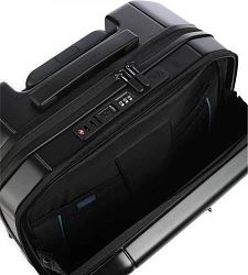 Чемодан Piquadro PQ LIGHT (BV6552PQL/NO) 23x41x40см 28л. поликарбонат черный